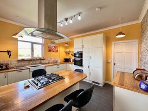 Photo 8- click for photo gallery